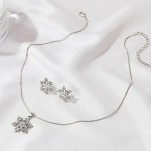 Snow Pendant withh earing