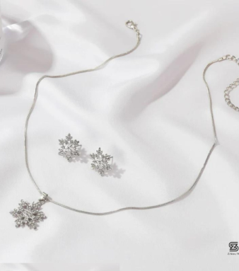 Snow Pendant set