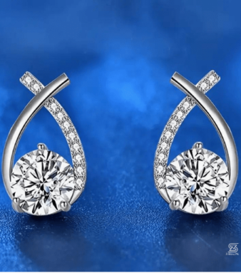 Elegant Teardrop Stud Earrings
