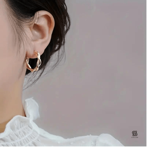 Elegant Golden Twist Hoop Earrings